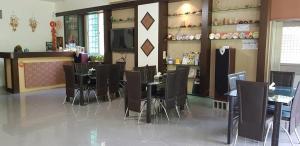 Restoran atau tempat lain untuk makan di Forest Love