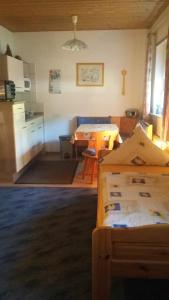 Postel nebo postele na pokoji v ubytování Gästehaus Rüger