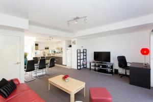 Gallery image of Belle Vue Apartment in Fremantle