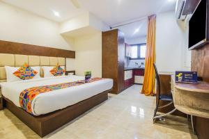 Gallery image of FabHotel Crown Suites in Bangalore