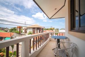 A balcony or terrace at C.Samui Guesthouse