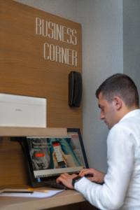 Tetamu yang menginap di Nova Hotel Yerevan