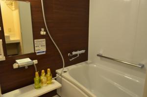 Ένα μπάνιο στο Yokohama Mandarin Hotel