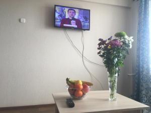 アンガルスクにあるApartment LUX in the centerの花瓶、果物瓶