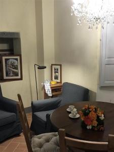 Posedenie v ubytovaní Casina Bella