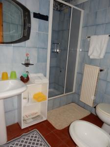 Foto dalla galleria di villa vista mare a Lavagna