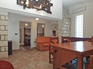 Posedenie v ubytovaní Apartments Nenad 1720