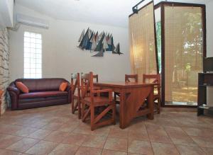 Posedenie v ubytovaní Apartments Nenad 1720