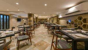 Restaurace v ubytování Hotel Orient Regency
