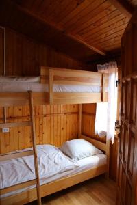 Ένα ή περισσότερα κρεβάτια σε δωμάτιο στο POLA Ustronie Morskie