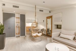 Posedenie v ubytovaní Anemolia Parga Suites