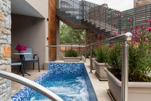 The swimming pool at or close to KB Ammos