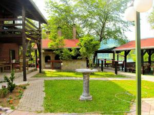 Zahrada ubytování Villa Una Dvoslap