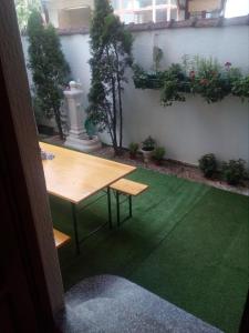 Πινγκ πονγκ στο Hostel Corner 021 ή εκεί κοντά