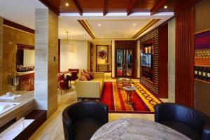 Uma área de estar em Sumaq Machu Picchu Hotel