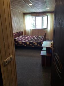 Jrahars Resort客房内的一张或多张床位