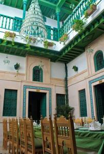 Restoran või mõni muu söögikoht majutusasutuses Dar Baya Hotel Sfax +21 fotot