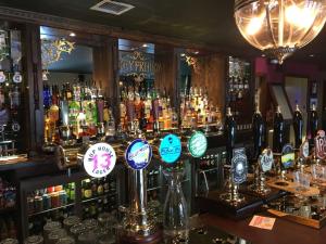 Salone o bar di Greyfriars Inn by Greene King Inns