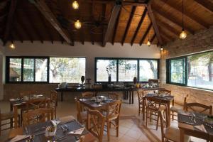 Restaurace v ubytování Akra Morea Hotel & Residences