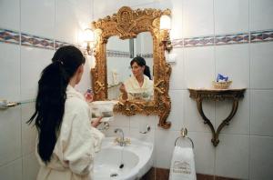 Khách lưu trú tại Hotel Razgorsek