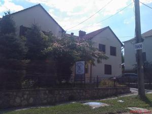 Budova, kde se bed and breakfast nachází