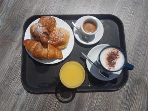 Jedlo v ubytovaní bed & breakfast alebo blízkom okolí