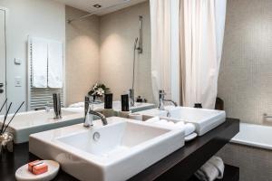 Koupelna v ubytování Le Bijou LQ80 Jacuzzi Penthouse