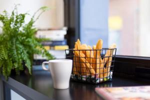 Jedzenie w hostelu lub w pobliżu