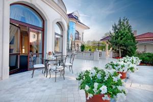 Gallery image of Villa Le Premier Maestro in Odesa