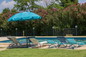 The swimming pool at or close to Deep Purple House 4