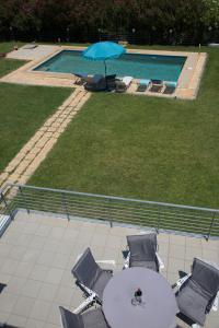 The swimming pool at or close to Deep Purple House 4