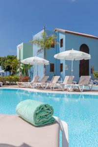 The swimming pool at or close to Club Vista Serena
