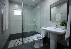 Koupelna v ubytování Hotel Epavli