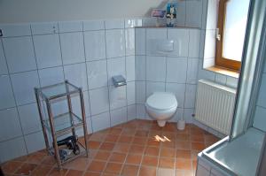 Ein Badezimmer in der Unterkunft Seeblick 5 - Ruhig - Mönchgut