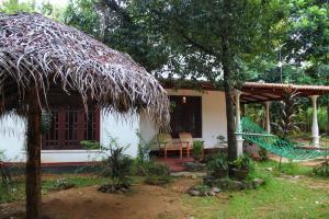 Zahrada ubytování Sigiriya Lahiru Homestay