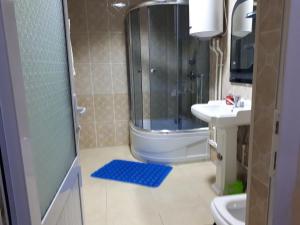Hotel SUGD & Guest House的一间浴室