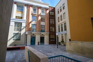 Budova, v ktorej sa apartmán nachádza
