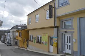 The surrounding neighborhood or a neighborhood close to a vendégházakat