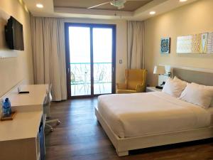 Satama Hotel客房内的一张或多张床位