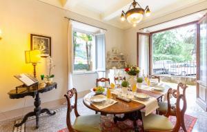 Afbeelding uit fotogalerij van Villa Contessa in Bagni di Lucca