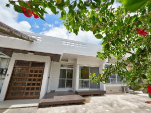 Το κτήριο όπου στεγάζεται  η βίλα