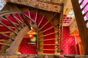 Gallery image of Best Western H&ocirc;tel De France in Chinon