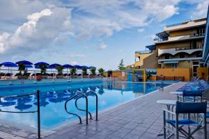 
Swimmingpoolen hos eller tæt på Best Western Hotel La Solara
