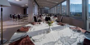 Restaurace v ubytování Suites & Residence Hotel