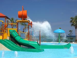 a water park with a water slide and a wave at FUSAKI BEACH RESORT HOTEL & VILLAS in Ishigaki Island