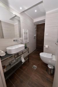 Kupatilo u objektu Hotel Alexandar II