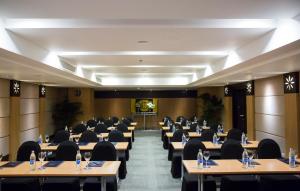 Konferenční prostory v ubytování Deevana Plaza Phuket - SHA Extra Plus