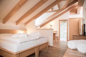 Postel nebo postele na pokoji v ubytování Active Hotel Rosat