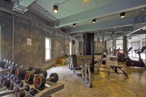 Fitness center at/o fitness facilities sa Replay Condo Studio Room