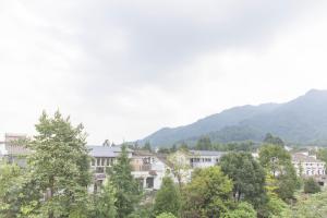 Gallery image of Bloom Time Guest House in Dujiangyan